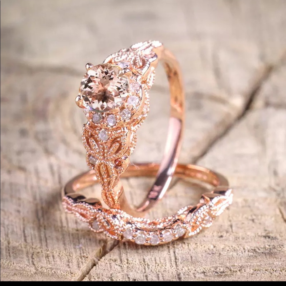 Women’s rose gold zircon set